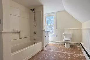 111 E Main St, Vinalhaven, ME 04863 - Photo 18