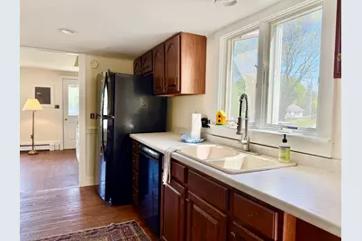111 E Main Street, Vinalhaven, ME 04863 - Photo 8
