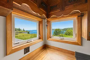 102 Sargent St, Winter Harbor, ME 04693 - Photo 8