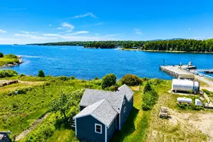 102 Sargent St, Winter Harbor, ME 04693 - Photo 10