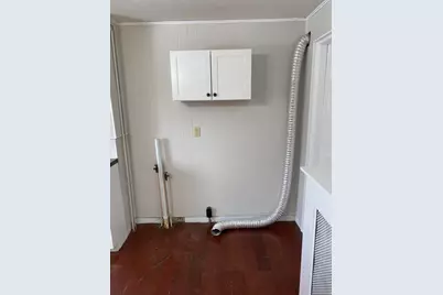 323 Broadway, Rockland, ME 04841 - Photo 12
