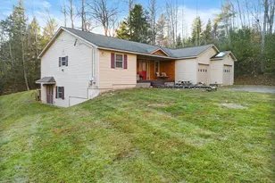 67 Sunflower Ln, Sidney, ME 04330 - Photo 2