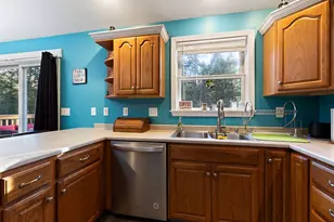 67 Sunflower Ln, Sidney, ME 04330 - Photo 16