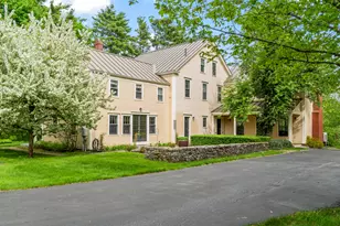 127 Foreside Rd, Falmouth, ME 04105 - Photo 6