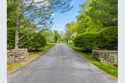 127 Foreside Road, Falmouth, ME 04105 - Photo 4
