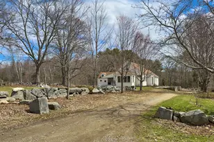 175 Quarry Rd, Waldoboro, ME 04572 - Photo 1