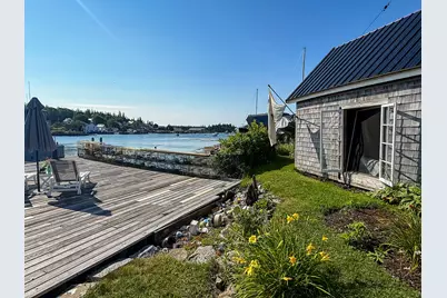 55 W Main Street, Vinalhaven, ME 04863 - Photo 4