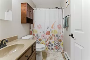 13 Bowdoin Dr, Lewiston, ME 04240 - Photo 10