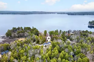 71-72 Quarry Cove Rd, Raymond, ME 04071 - Photo 2