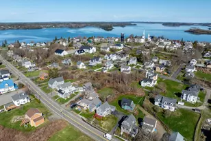 35 Washington St, Lubec, ME 04652 - Photo 26