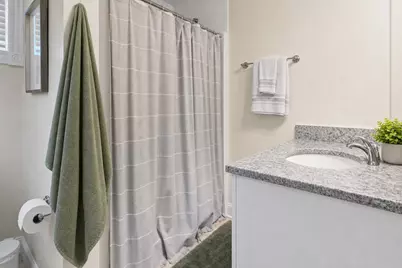 690 Auburn Street, Portland, ME 04103 - Photo 16