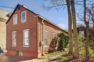 30 Dow St, Portland, ME 04102 - Photo 2