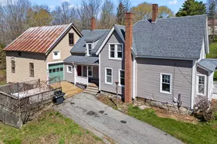 194 Oak Hill Rd, Auburn, ME 04210 - Photo 1