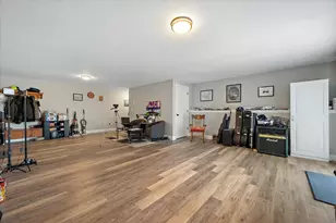 879 Blackstream Rd, Hermon, ME 04401 - Photo 32