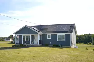 879 Blackstream Rd, Hermon, ME 04401 - Photo 1