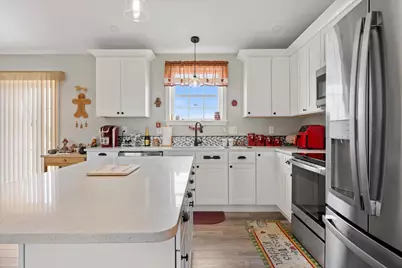879 Blackstream Road, Hermon, ME 04401 - Photo 8