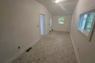 18 Boynton St, Bangor, ME 04401 - Photo 10