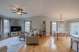 19 Magnolia Hill Rd, Bangor, ME 04401 - Photo 4