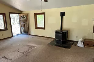 218 Plummer Rd, Richmond, ME 04357 - Photo 10