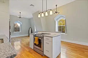 15 Middle St, Hallowell, ME 04347 - Photo 12
