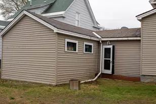 25 Katahdin Ave, Millinocket, ME 04462 - Photo 8