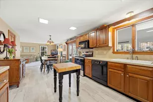 15 Wildwood Dr, Sanford, ME 04083 - Photo 8