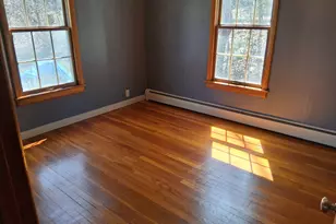 431 Raymond St, Rumford, ME 04276 - Photo 8