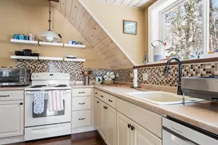 934 Wiscasset Rd, Boothbay, ME 04537 - Photo 38