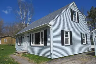 155 Washington St, Baileyville, ME 04694 - Photo 4