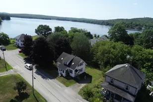 33 Lakeview St, Lincoln, ME 04457 - Photo 1