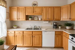 42 Farragut Wy, Kennebunk, ME 04043 - Photo 16