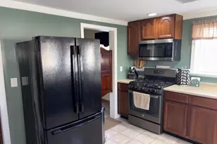 16 N Main St, Guilford, ME 04443 - Photo 20