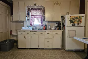 22 Thompson St, Sanford, ME 04073 - Photo 4