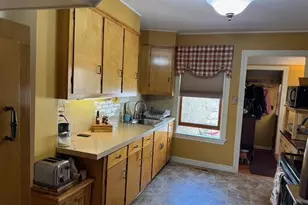86 Arcadia St, Portland, ME 04103 - Photo 4