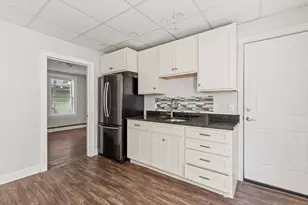174 Bartlett St, Lewiston, ME 04240 - Photo 6