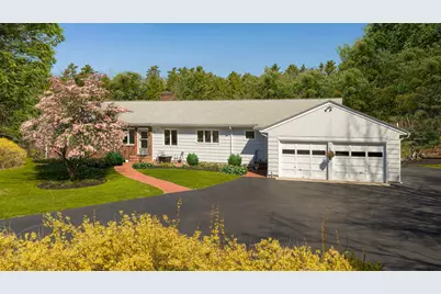 69 Falmouth Road, Falmouth, ME 04105 - Photo 2