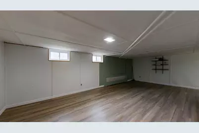 10 Riley Street, Lewiston, ME 04240 - Photo 32