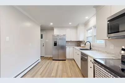 10 Riley Street, Lewiston, ME 04240 - Photo 8