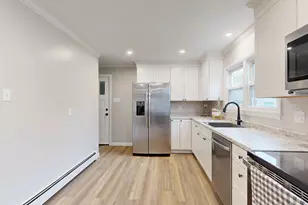 10 Riley St, Lewiston, ME 04240 - Photo 8