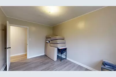 10 Riley Street, Lewiston, ME 04240 - Photo 24
