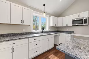24 Mayberry Lndg, Naples, ME 04055 - Photo 4