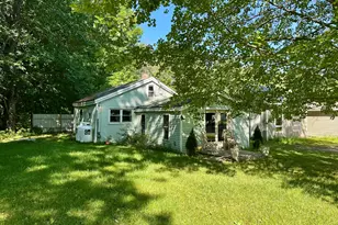 28 Mount Vernon Rd, Augusta, ME 04330 - Photo 4