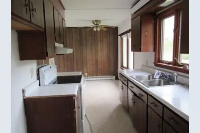 137 Union Street, Belfast, ME 04915 - Photo 10
