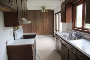 137 Union St, Belfast, ME 04915 - Photo 10