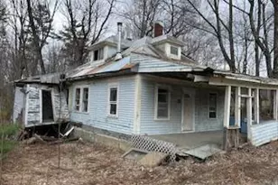 32 Lake St, New Vineyard, ME 04956 - Photo 2