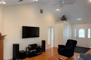 51 Riverside Dr, Alfred, ME 04002 - Photo 18