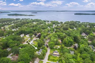 59 Underwood Rd, Falmouth, ME 04105 - Photo 2