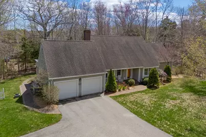 82 Hunts Point Road, Cape Elizabeth, ME 04107 - Photo 2
