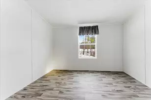 109 Coburn St, Auburn, ME 04210 - Photo 14