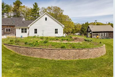 304 Beach Road, Lincolnville, ME 04849 - Photo 32